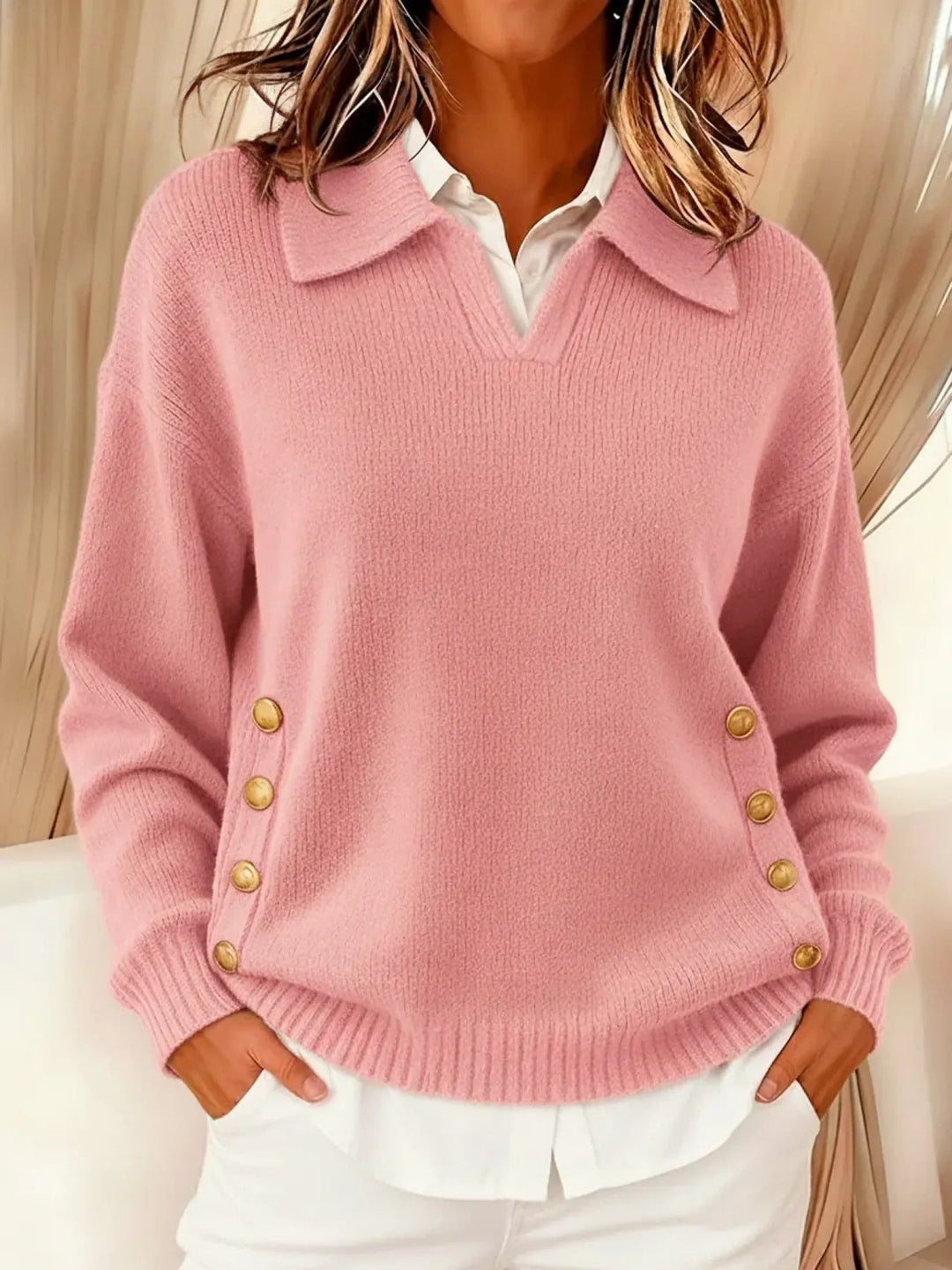 Felicitas | Pullover mit Polokragen und goldfarbenen Knöpfen