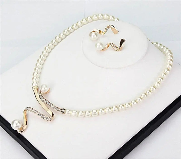 Marlies | Set aus Kette und Ohrringen