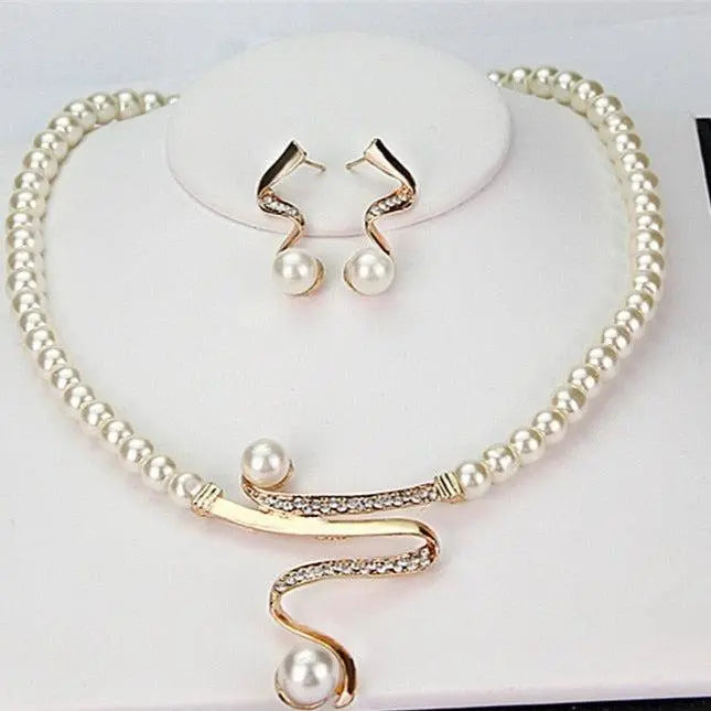 Marlies | Set aus Kette und Ohrringen