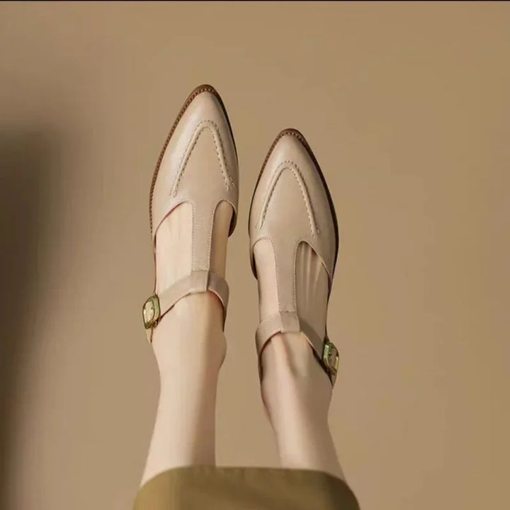 Romy – Schuhe mit Schnalle