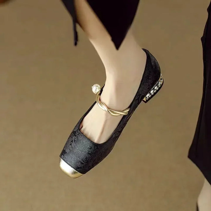 Tilda – Klassische Riemchenschuhe mit elegantem Look