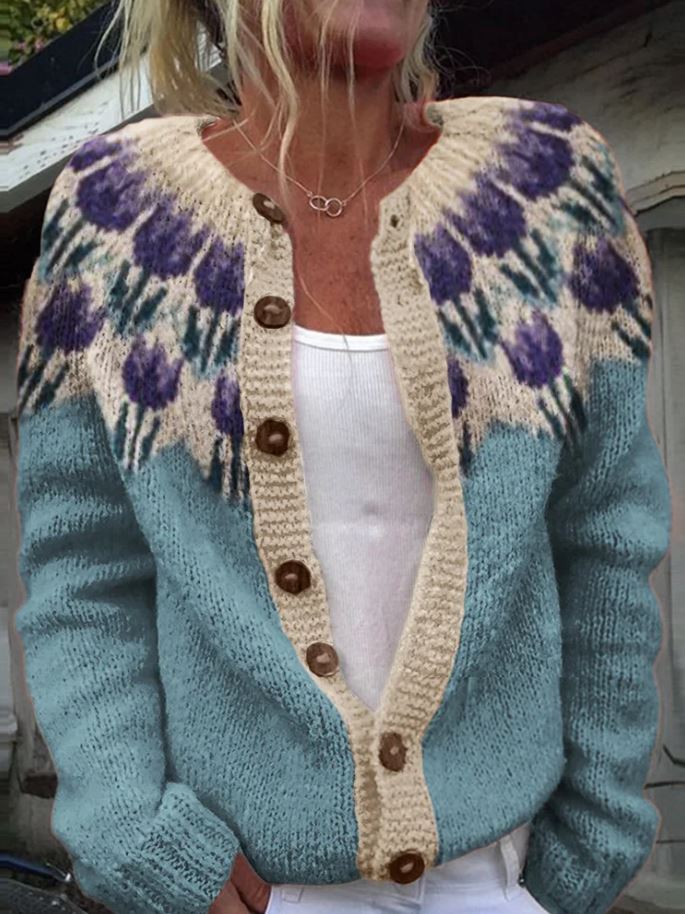 Dagmar | Strickjacke mit Blumenmuster