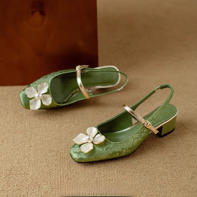 Marlene – Elegante Damenschuhe mit floralem Detail