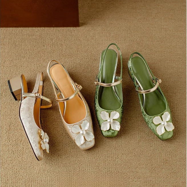 Marlene – Elegante Damenschuhe mit floralem Detail