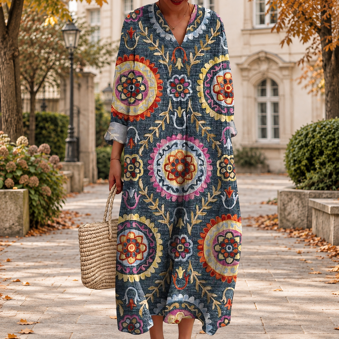 Figurschmeichelndes Herbstkleid mit Print