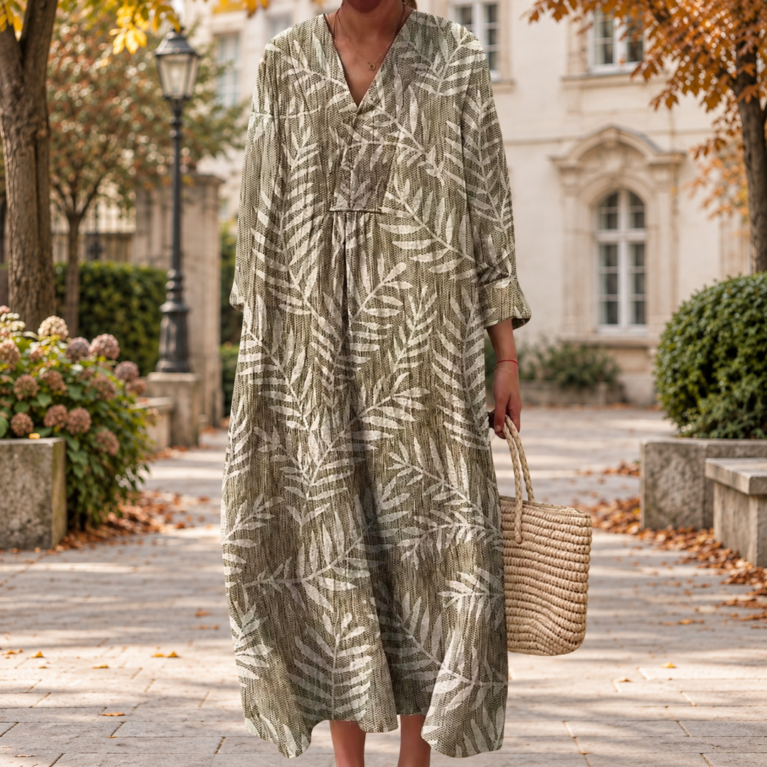 Figurschmeichelndes Herbstkleid mit Print